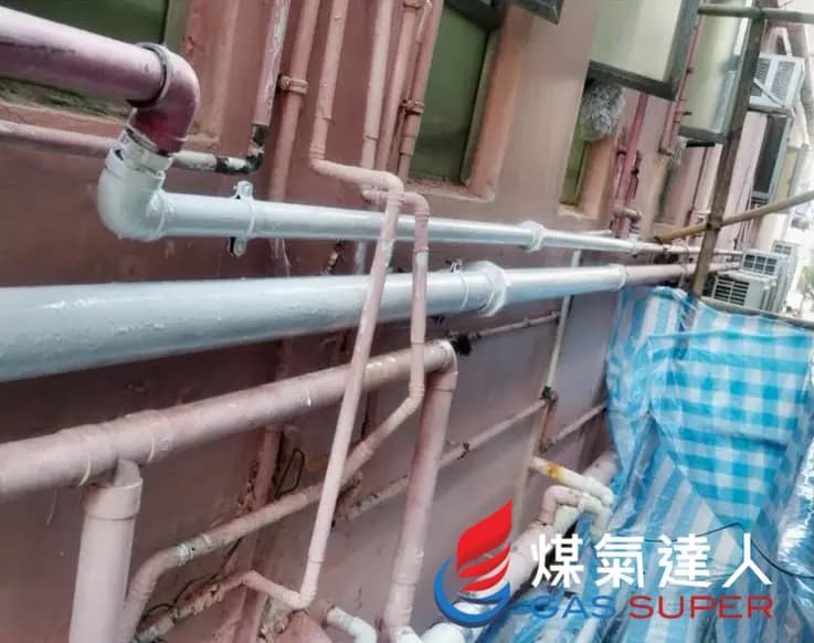 External building gas mains: To Kwa Wan | 晨樂大廈. Photo reference 3191-2869.