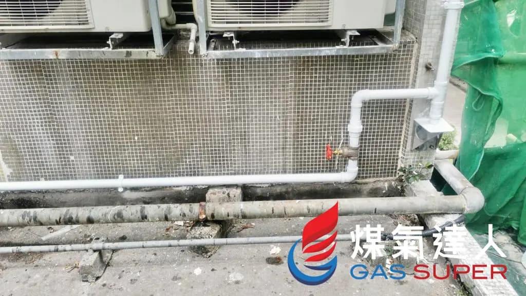 External building gas mains: Tuen Mun | 田景邨. Photo reference 3191-2872.